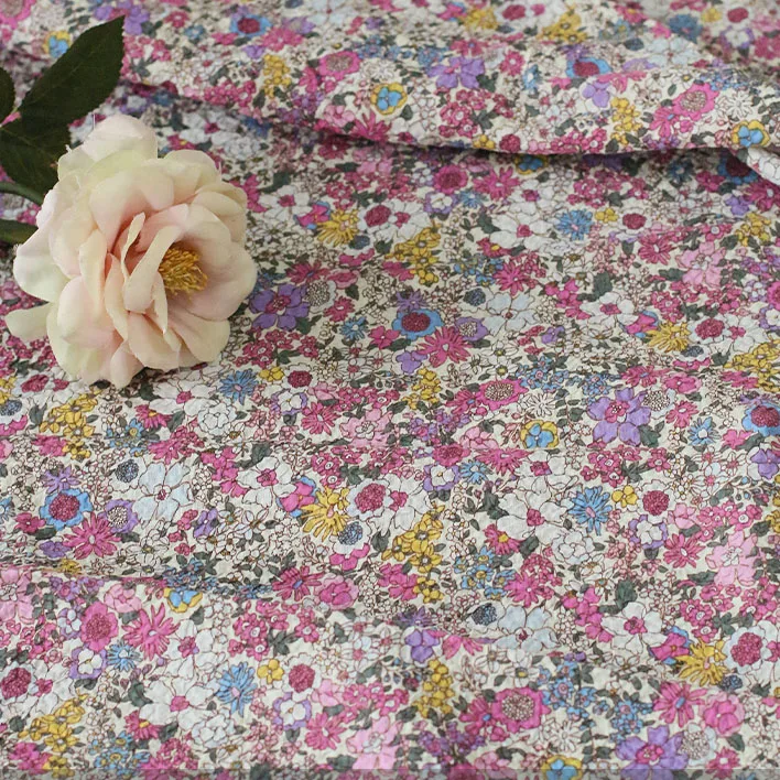 Vysoko kvalitné čisto bavlnené tkaniny Soľ zrážanlivosť rastliny a kvety šitie Tričko Šaty Šaty windbreaker tissu